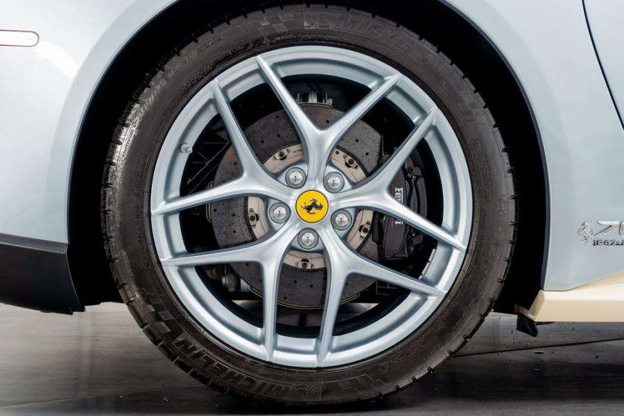 Колеса Ferrari F12berlinetta 70th Anniversary 2017 года  (фото 29 из 47)
